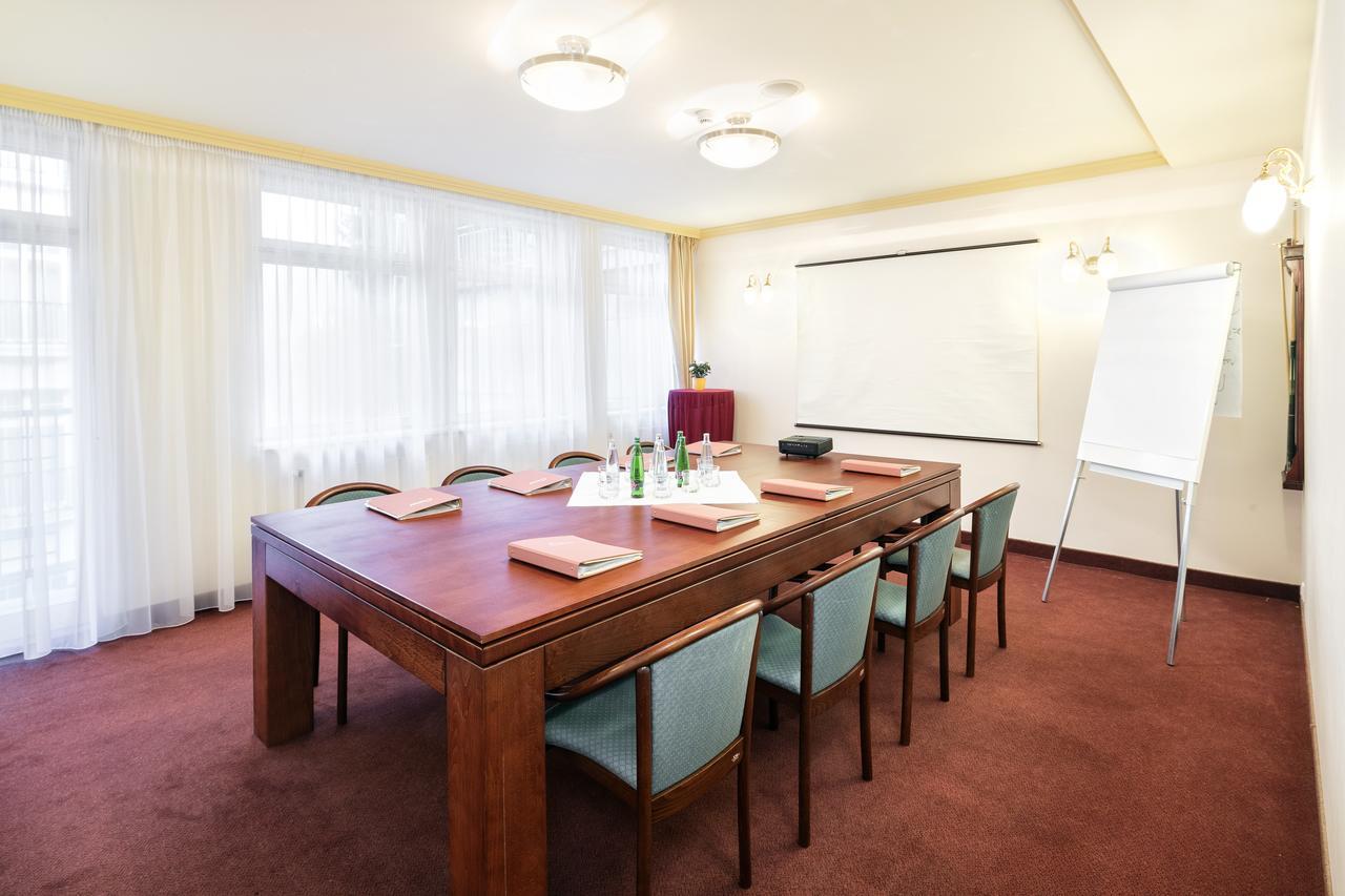 Interhotel Central Карловы Вары Экстерьер фото