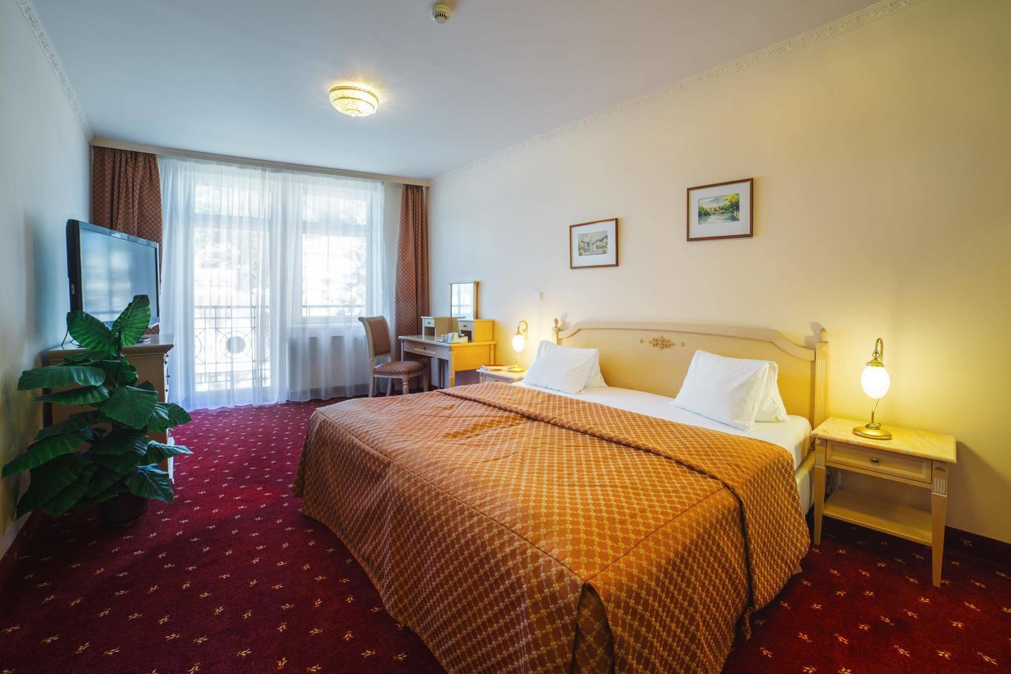 Interhotel Central Карловы Вары Экстерьер фото